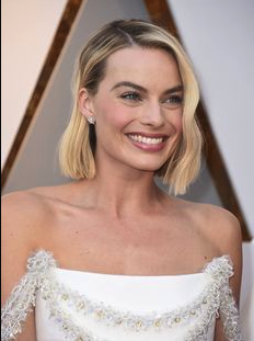 Visual Search - Margot Robbie Has New Long Hair & Bangs At Oscars 2021